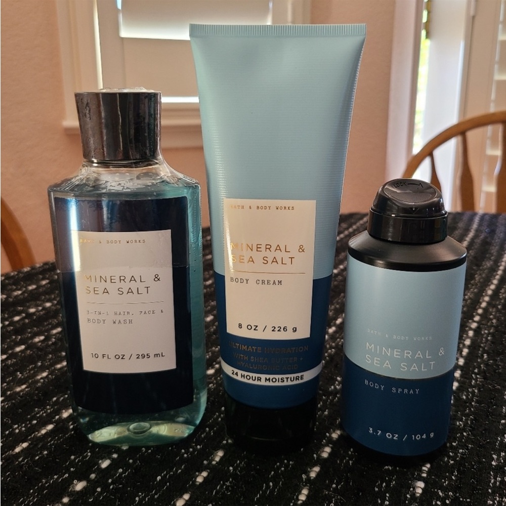 Bath and body works mens mineral and sea salt 3 of set